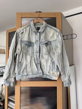 GAP Oversize Crop Denim Jacket
